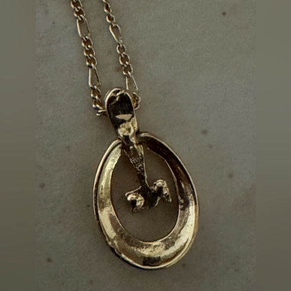 Nina Ricci  Gold Pendant Necklace - Picture 3 of 7